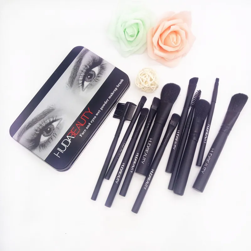 HUDA 뷰티 12Pcs 메이크업 브러쉬 세트 철 상자 블러셔 파우더 파운데이션 아이 섀도우 블렌더 라이너 립 화장품 뷰티 도구 220616