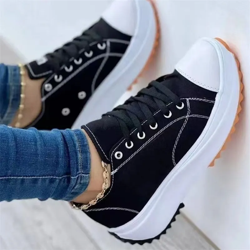 Scarpe con rialzo in altezza Scarpe da ginnastica con plateau da donna Donna Casual da donna in tela da tennis da donna Chunky Lace Up Shoe Plus Size 220826