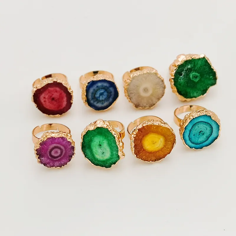 Irregular Natural Crystal Gold Bated Handmade Rings Colorful for Women Girl Party Club Decoração de Jóias de Moda Ajustável