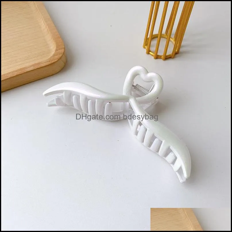 ins hot selling 11.5cm large size plastic hair claws simple solid color angel wings hair clips for women girls wholesale