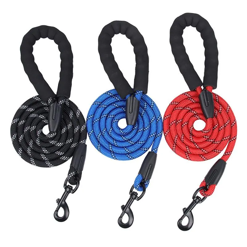 Colliers pour chiens, laisses, longueur 1.5m, corde de Traction pour animaux de compagnie, entraînement en Nylon, laisse moyenne et grande, réfléchissante, poignée confortable, accessoires durables pour chien