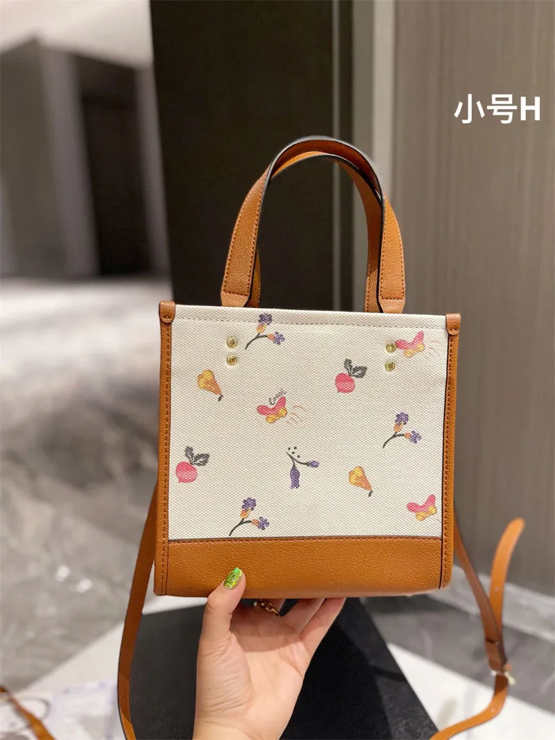 2022 Popular Luxury Shoulder Bags High Quality Tote 22cm Lady