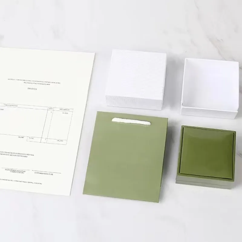 Designer classico a quattro fogli di gioielli a trifoglio Set di orecchini per bolling di alta qualità Bracciale Box contiene certificato di borsetta