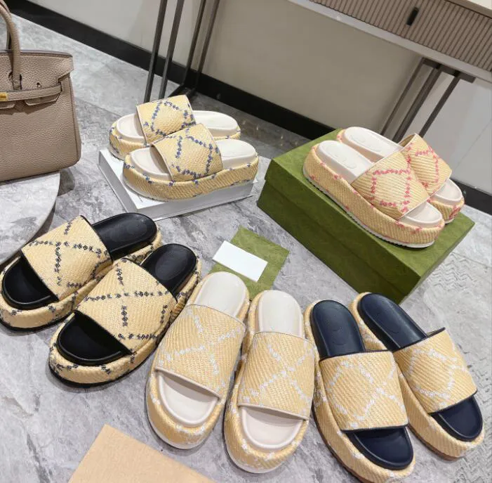 2022 Designer lyxiga tofflor Canvas Kvinnor Sandaler gummi Sole Retro Men tofflor Hälen Lace Up Comfort Beach Shoes Casual Outing