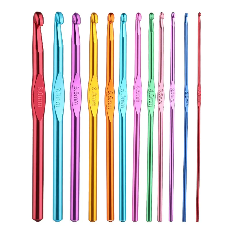 Set Of Coloured Metal Crochet Hooks With Ergonomic Long Handles For Sewing,  Knitting, Yarn Weaving, Sweater DIY 2 8mm Needles HY0397 From Dreamhome_jy,  $1.75