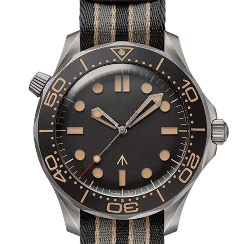 Économisez gros sur les achats en gros de Bond Watch De L'OTAN Bracelets De  Montre NATO Montres À Bracelet Pour Hommes Montre Bracelet Automatique