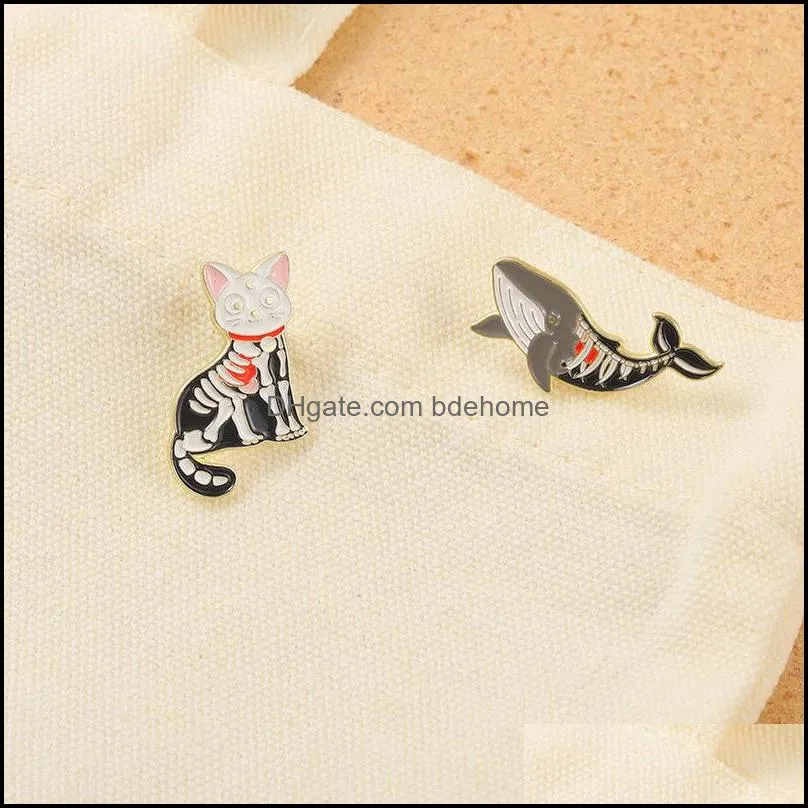 Pins Brooches Jewelry Rabbit Bat Cat Whale Skeleton Series Pins Halloween Gift Cartoon Animal Jeans Badge European Alloy Enamel Sweater Bag