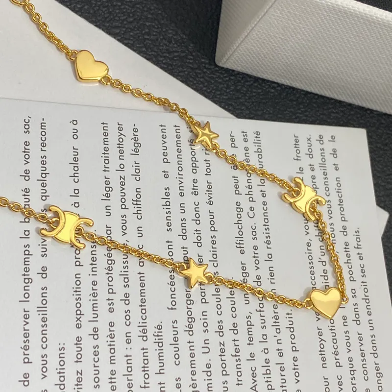 Colar de colar de luxo colares de gargantilha Cadeia C-Letter Pingente Declaração 18K Gold Brass Copper Fashion Womens Wedding Jewelry Acessórios B053