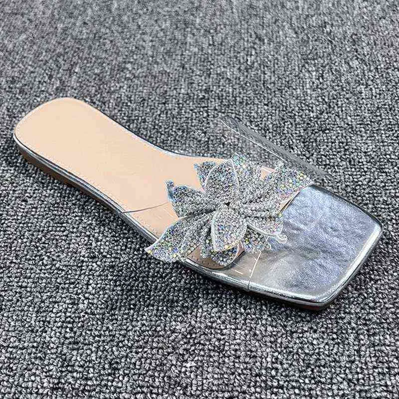 Slippels Zomerschoenen voor vrouwen Flat Heel transparante meisjes Rhinestone Flower Vacation Ladies Slides Outside Flip Flops 220530