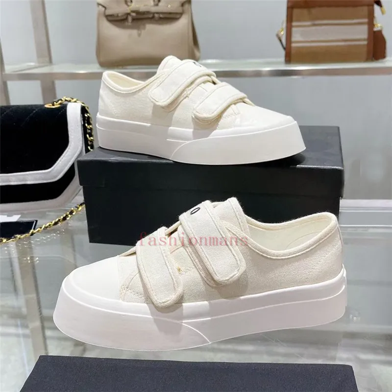 2022 Fashion casual shoes cnel Seasonless Canvas Double Strap Sneaker green triple white black women designer sneakers low luxury womens trainers US 5-10