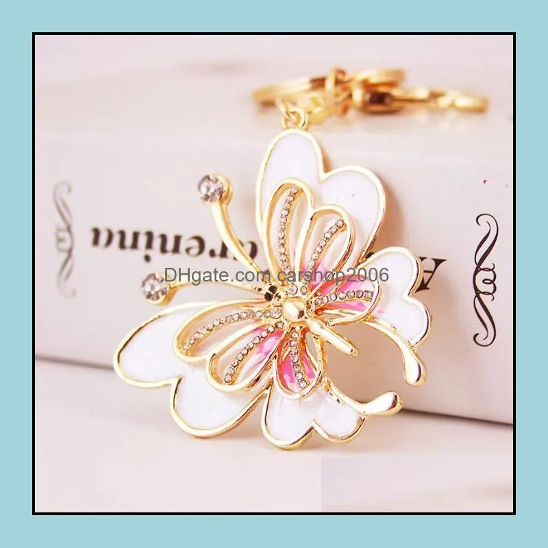 Bling Crystal Keychains Butterfly Pendant Keychain Insects Key Chain Metal Key Ring Gift 4 colors