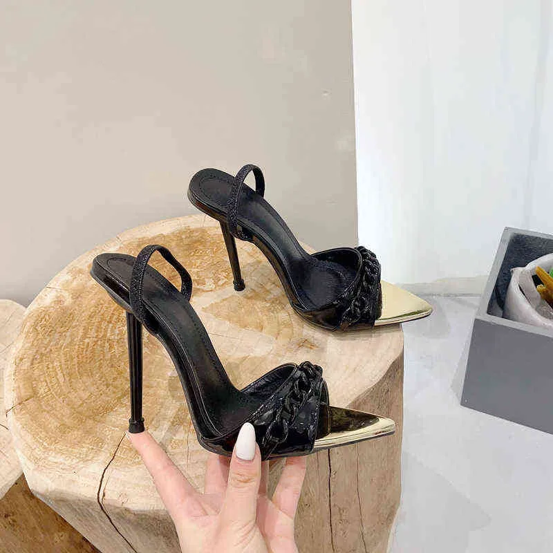ドレスシューズスリッパデザイナーハイヒール2022新しい高級チェーンビーチサンダル女性靴ファッションポイントスティレットポンプ220606