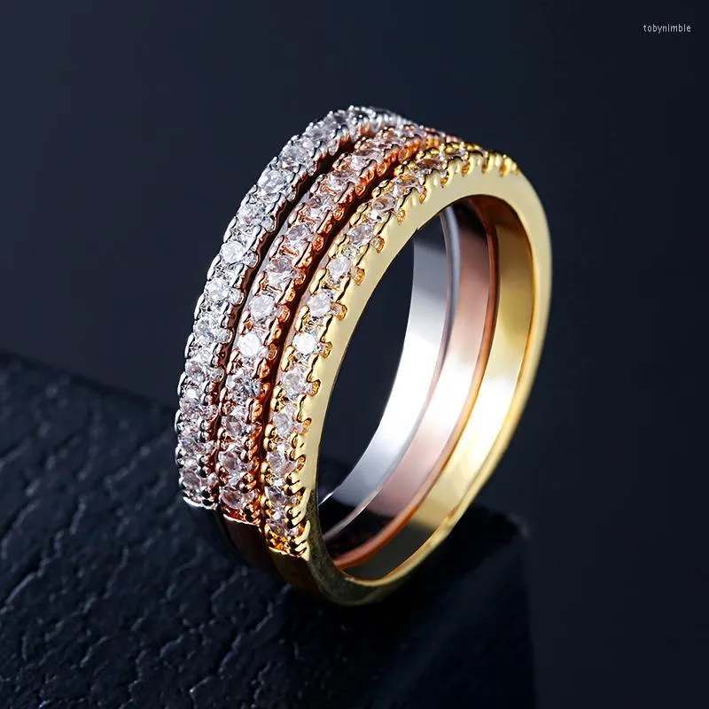 Cubic Zirconia CZ Rhinestone Elegant Eternity Engagement Wedding Band Ring Silver Ring 