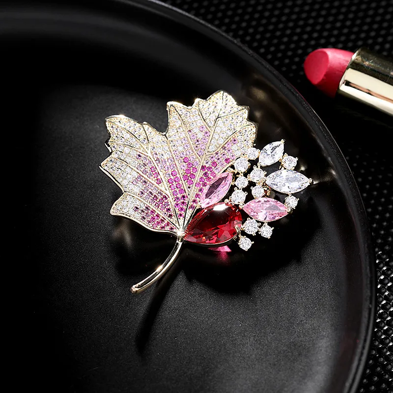 LEAF BROOCH FOR WOMEN