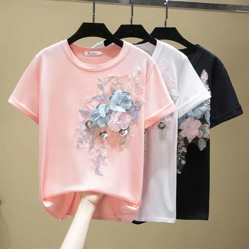 女性用Tシャツブランド刺繍花Tシャツ女性サマー半袖トップファッション韓国ビーズシャツルース女性ティーホワイトブラック