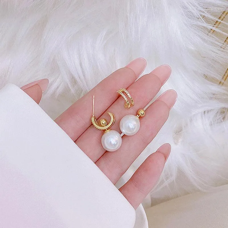 Przypnij śrubowe plecy modne kobiety kolczyki dla kobiet słodkowodne perły minimalistyczny temperament dla kobiety Wykwintny luksusowy biżuteria wiszka