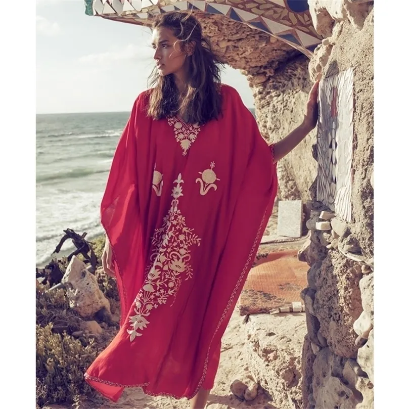 Red Bohemian Floral Embroidered Loose Summer Beach Dress Moroccan Caftan Plus Size Women Street Wear Midi Dress Sarong Q855 220510