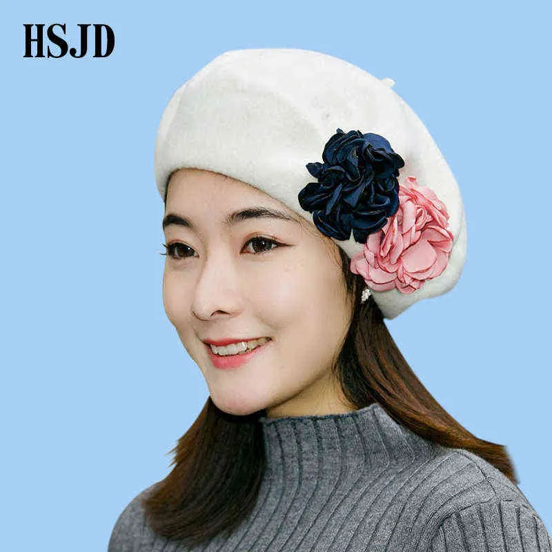 2017年の新しいファッション女性用エレガントな冬の帽子絹の花の装飾高品質のヴィンテージウールベレー帽子秋冬J220722