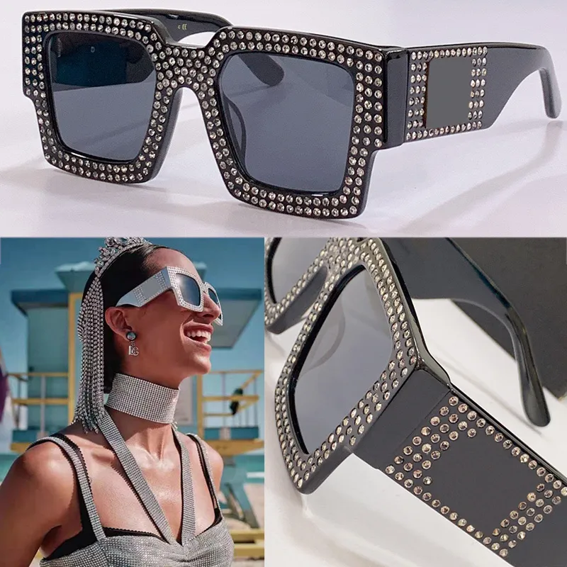 Popular Ladies Famous Brand Luxury Designer Sunglasses D4426B Popular quadro quadrado Diamond Diamond Destaques Fashion Sense com caixa original
