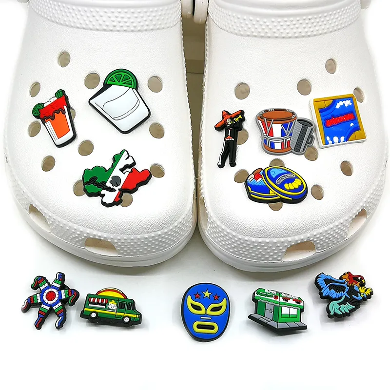 moq 100pcs mais da strada in stile messicano Taco cartoon croc charms 2D Gomma morbida Accessori per scarpe Fascino per scarpe Fibbie Decorazioni per donna Sandali regali souvenir