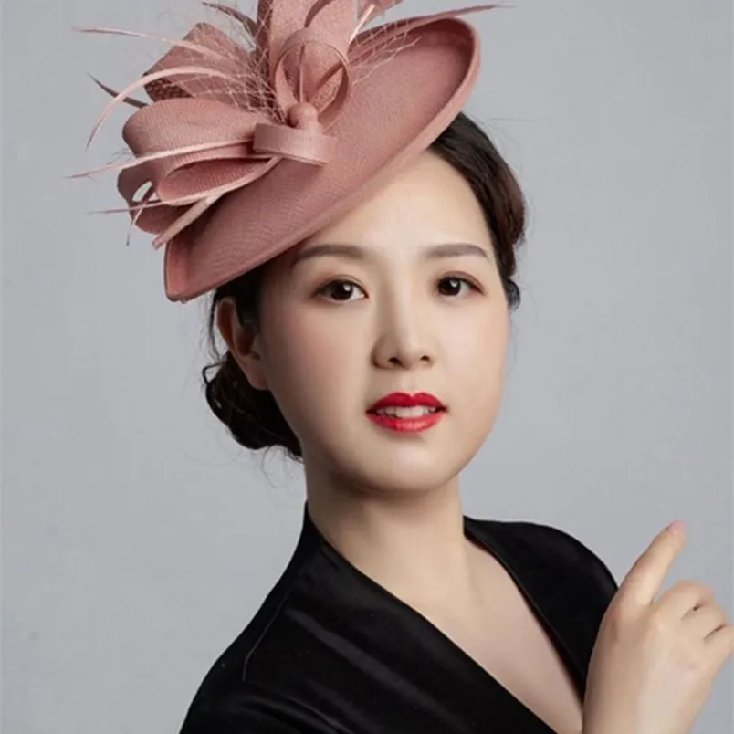 Teardrop Heavy Weave Sinamay Loop Veil And Feather  display picture 3