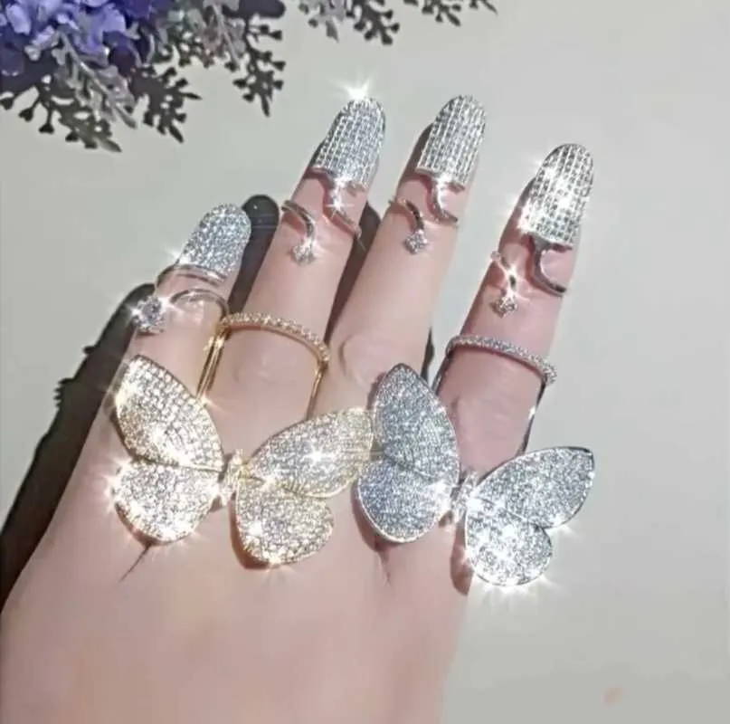 Cluster Rings Luxury Micro Paled Simulated Diamond Big Shine Farterfly 925 Silver Moveble Fashion Shape Women Party Jewelrycluster