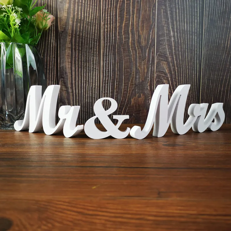 Mrs Letters Wedding Table 장식 목재 빨간 독립형 Mrs Sweetheart 220607에 대한 Mrs Signs