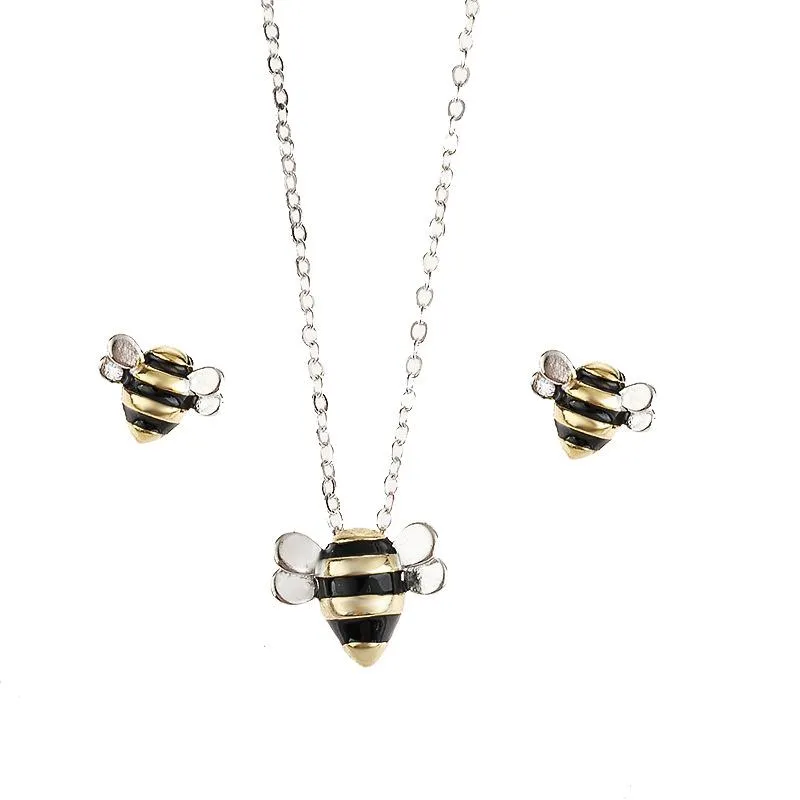 Pendant Necklaces Yellow Rhinstones Cute Bee Necklace Set Romantic Love Insect Charm Chain Jewelry For Women AccessoriesPendant