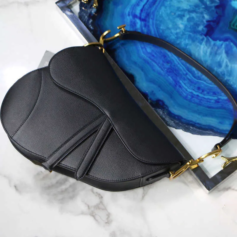 5A أكياس الكتف النسائية مصمم حقيبة يد سرج أعلى جلدية حزام محفظة معادن قلادة حقيبة السيدات