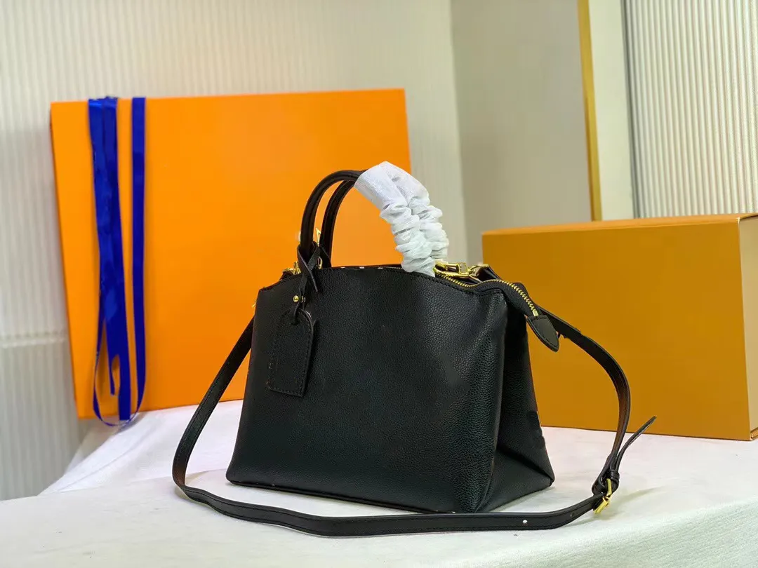 2022 Large capacity handbag fashion female leather Designer Shoulder Bag female handbag handle female shopping bag luxury designer bags 45811