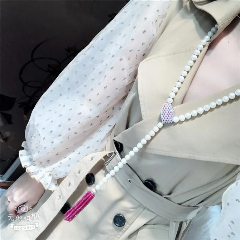 Collane con ciondolo Bellissima perla coltivata d'acqua dolce bianca da 8-9 mm Micro intarsio Accessori in zircone Fibbia Nappa Collana maglione Pendente