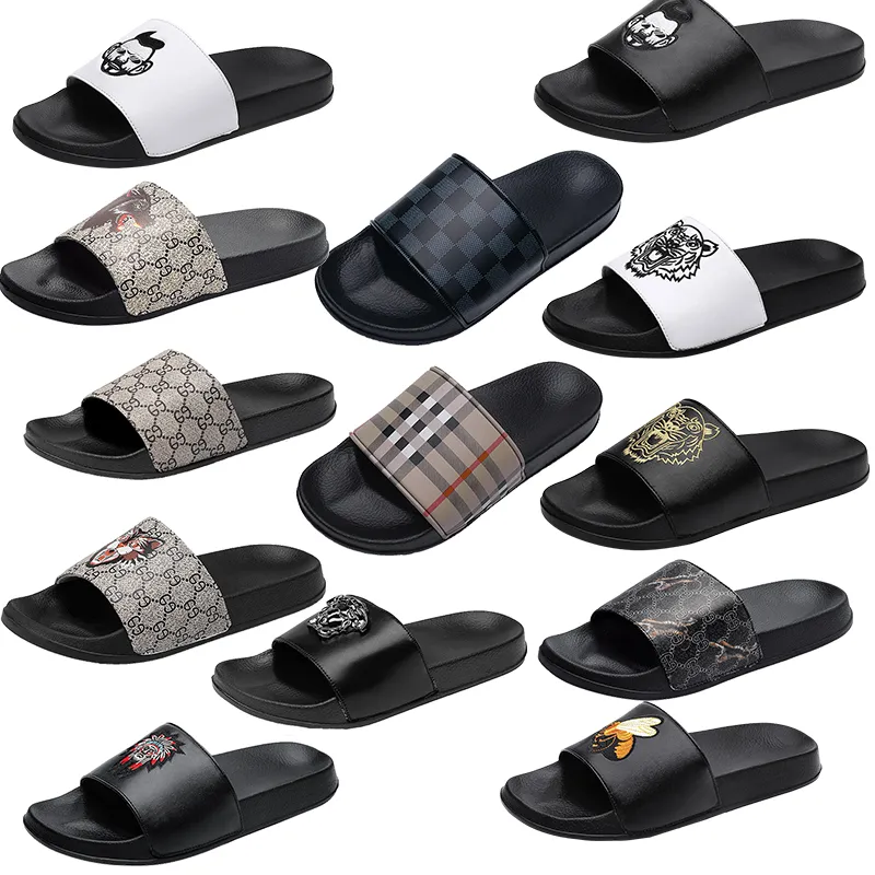 Scarpe da pannelli uomini scivoli sandali estivi spiaggia scivolo piatto designerflat g modello a scacchi stampare flip flops sneak 885