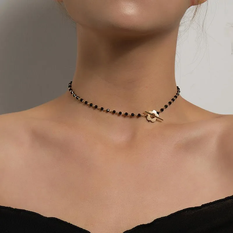 Kedjor Fashion Luxury Black Crystal Glass Bead Chain Choker Halsband för kvinnor Blomma lariat Låssalv.