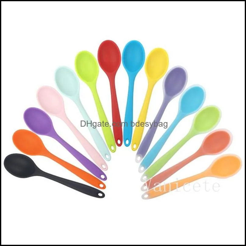 one piece solid color silicone spoons children rice spoon portable silica gel soup scoop kitchen tools t9i002024