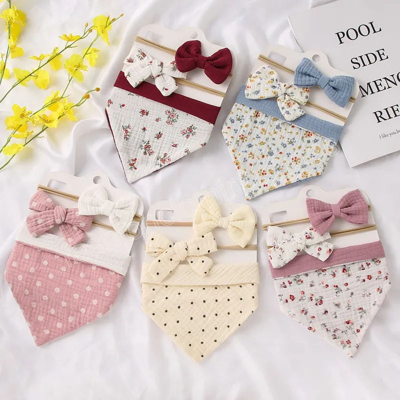 3 stks/set katoenen babyhoofdband speeksel handdoek handdoek schattig bowknot meisjes haarband bloemenprint driehoek slabbetjes pasgeboren haaraccessoires