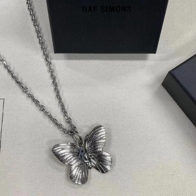 Подвесные ожерелья Simons Style Spring и осень-бабочка пара ретро Хай-стрит.