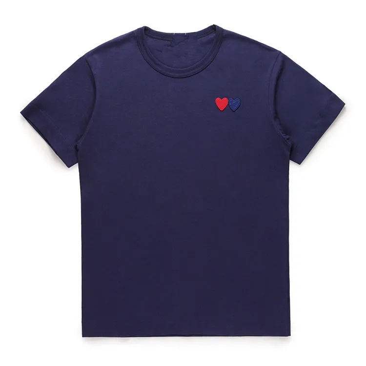 Play Mens Thirt Designer CDG ricami Red Heart Commer des Shirt Casual Women Shirts Badge Quanlity Thirts Cotton Short Short Short Summer Spese Oversalize tee ts