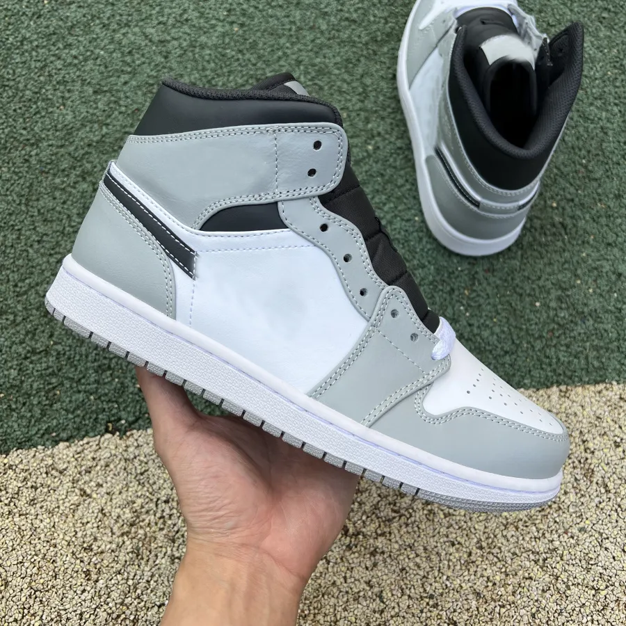 2024 10s Basketball Shoes Chicago Flag 10 Drake Black Huarache Light Light Smoke Grey Red Camo Westbrook Class Seattle Supersonics SoleFly 10th