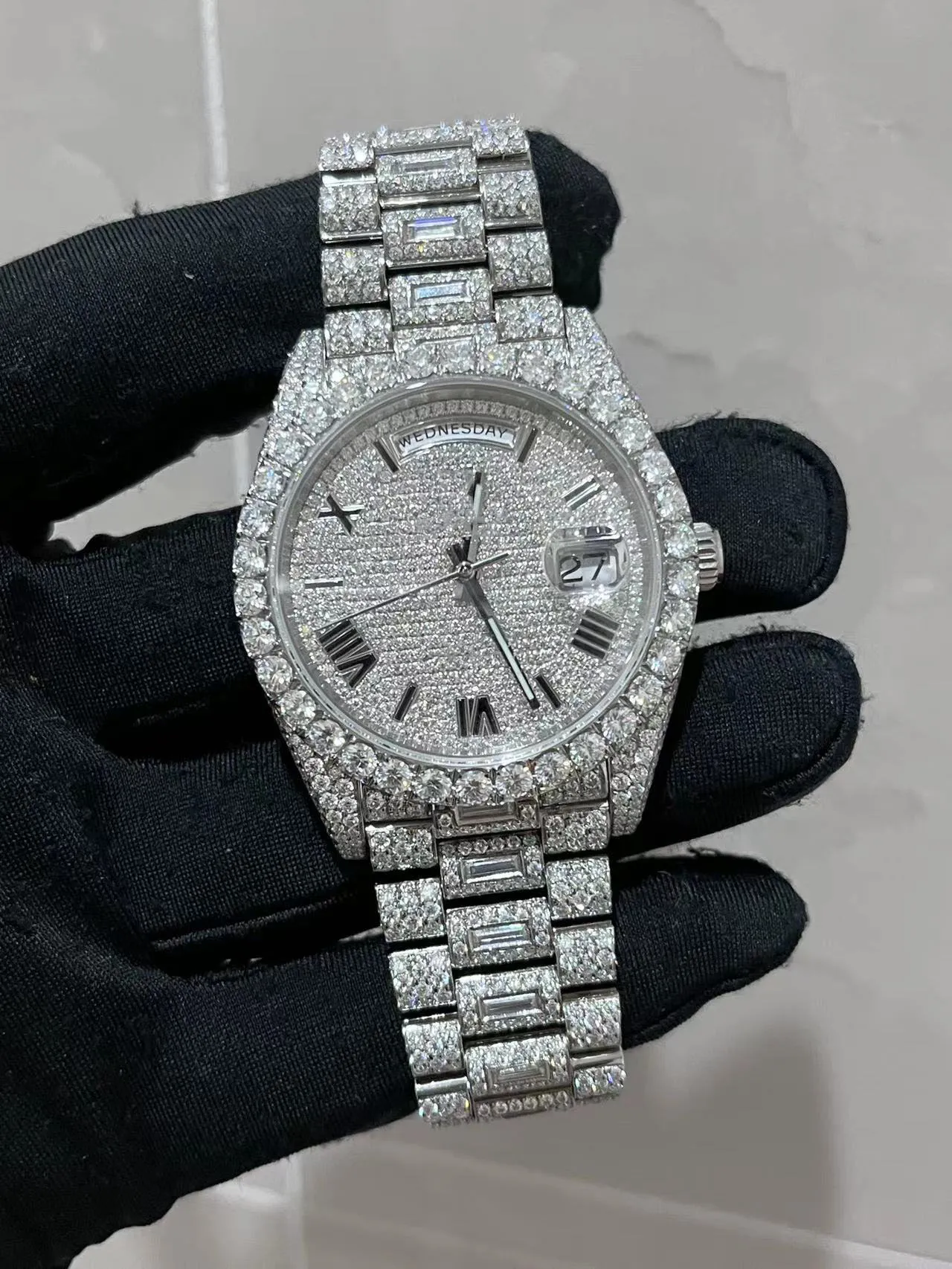 Designer Watches Nieuwe Limited 2022 Sale Luxe Volledige diamant Moissanite Diamond Watch kan Diamond Test Sapphire Glass Originele doos en papier 0nfh doorstaan