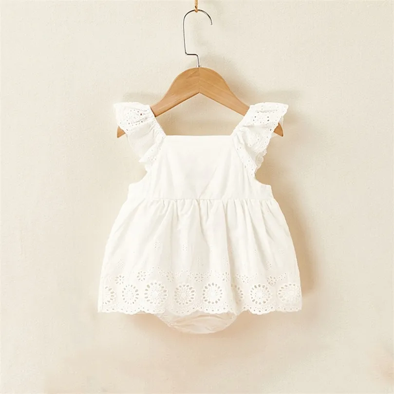 Baby flickor kläder flygande ärm spetsklänning bodysuits koreansk stil småbarn sommardräkt 220426