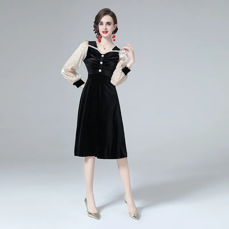 Retro Hepburn tarzı V Yaka Siyah Elbise Uzun Kollu Kadın Tasarımcı Pist Kadife Parti Kokteyl Elbiseleri 2022 Tatlı Kadın Giysileri Seksi Slim Fit Şık Kulübü Mini Frock
