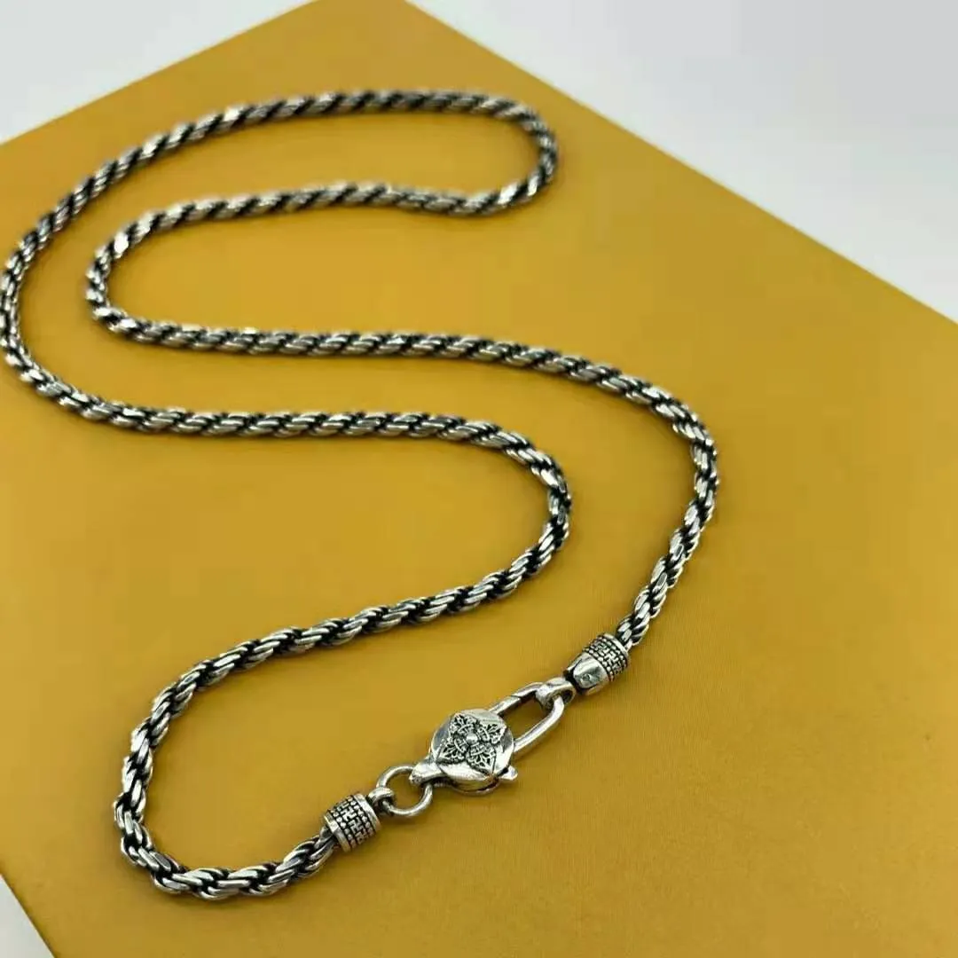 Accessoires bijoux vente argenté sterling diamant pilon d'eau ondulée chaîne de la chaîne de chanvre à torsion en argent torsadée pour femmes