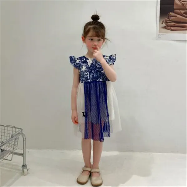 2022 Summer New Girls Dress Fashion Print Children's Clothing Girl Small Flying Sleeve Dress Women Child Mesh Blue and White Porcelain Stitching Princess Dresses