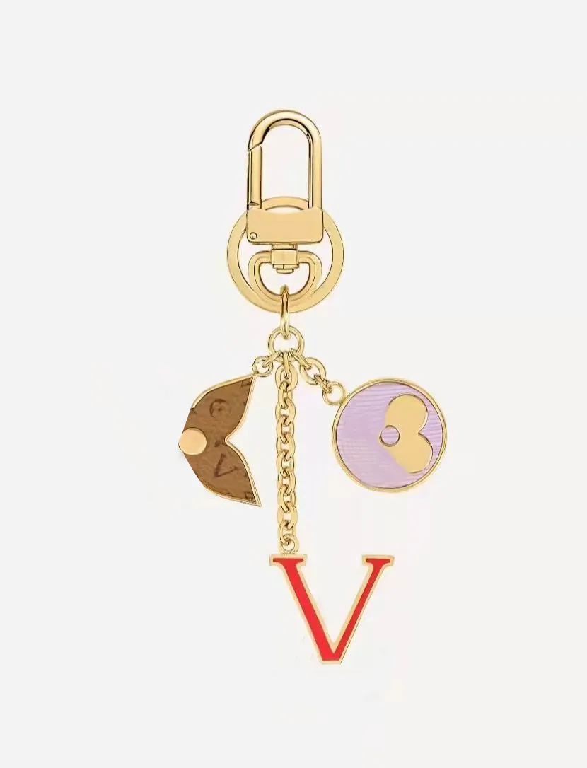 Keychains Lanyards Designer Brand Keychain Fashion Purse Pendant Car Chain Charm Bag Keyring High Qualtiy Trinket Gifts Handmade Accessories Exquisite Gift