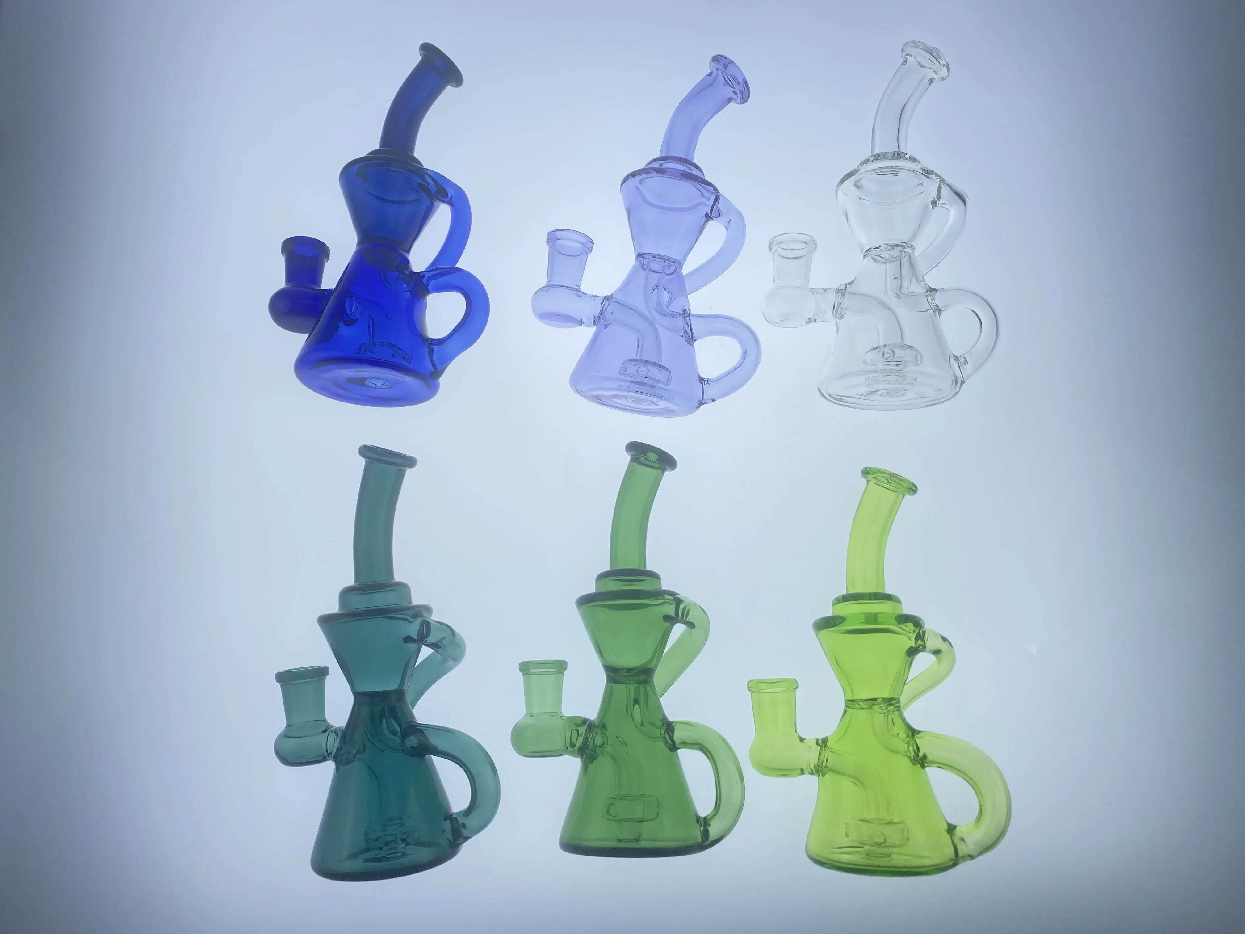 New Hookahs small backwater glass bong factory direct supply to accept gepersonaliseerde custom 14mm glazen booreilanden gekleurd