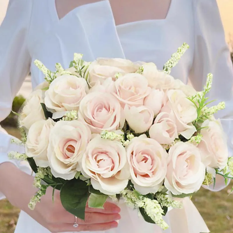 Декоративные цветы венки Свадебный букет для невесты аксессуаров невесты держат искусственную ленточную ленту BoutonnieCorative