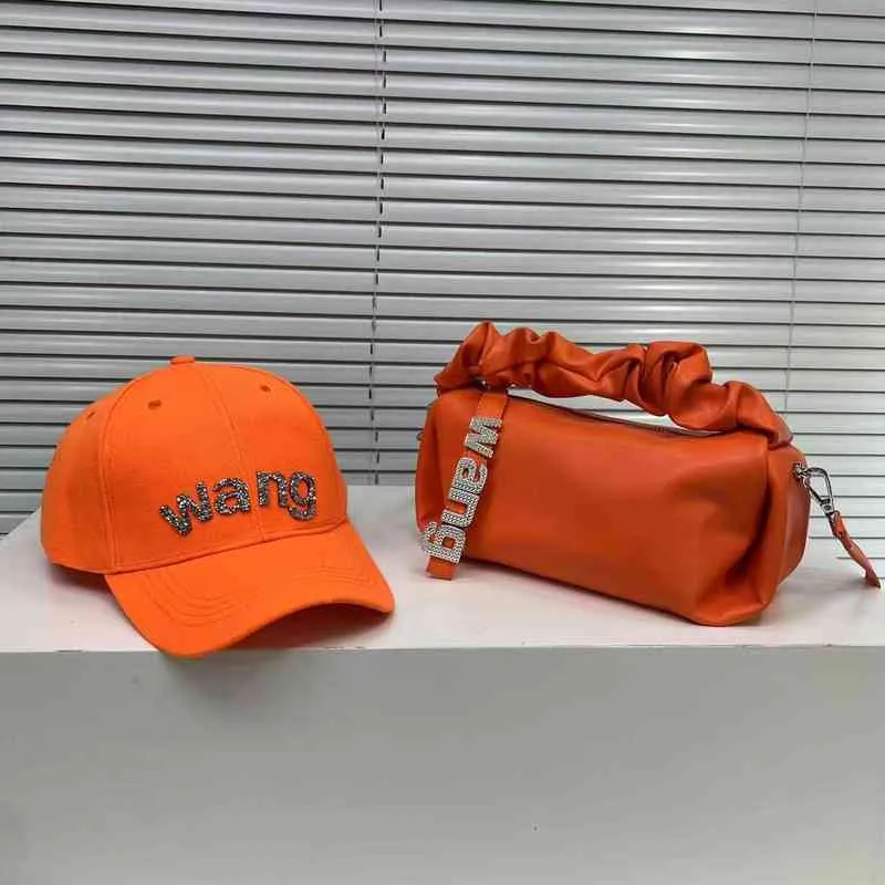 المحافظ والقبعة وضعت حقيبة كتف جديدة على غرار الأزياء المصممة لرسالة السيدات Diamond Wang Wholesale Women Women Rhinestone حقائب اليدين