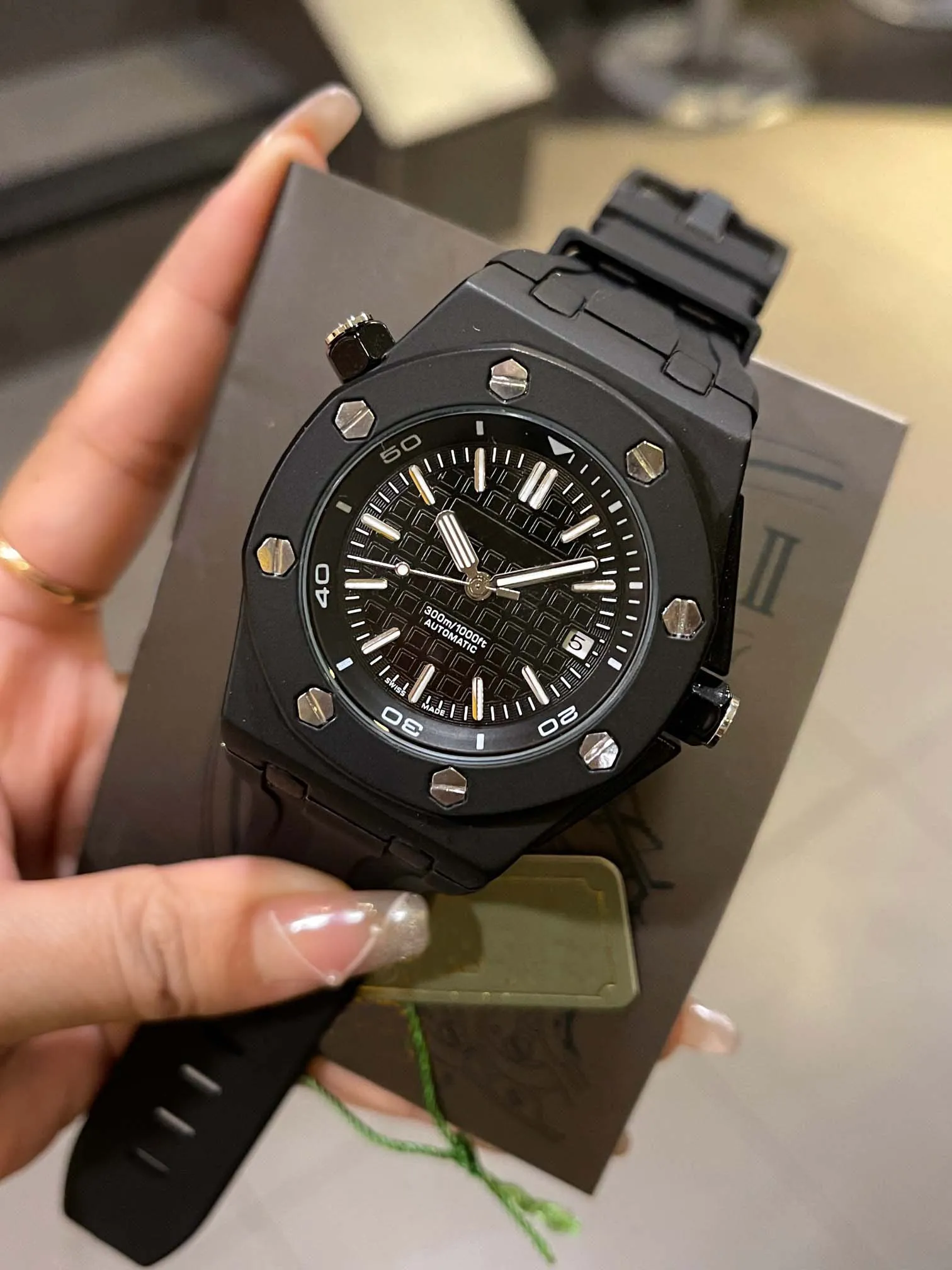 ADUEMERAS PGIUEIT Watches de haute qualité Nouvelle montre mécanique masculine de luxe haut de gamme 3A METTEMENTS CALENDRES MAINS MECHEMINES IMPHERPOR