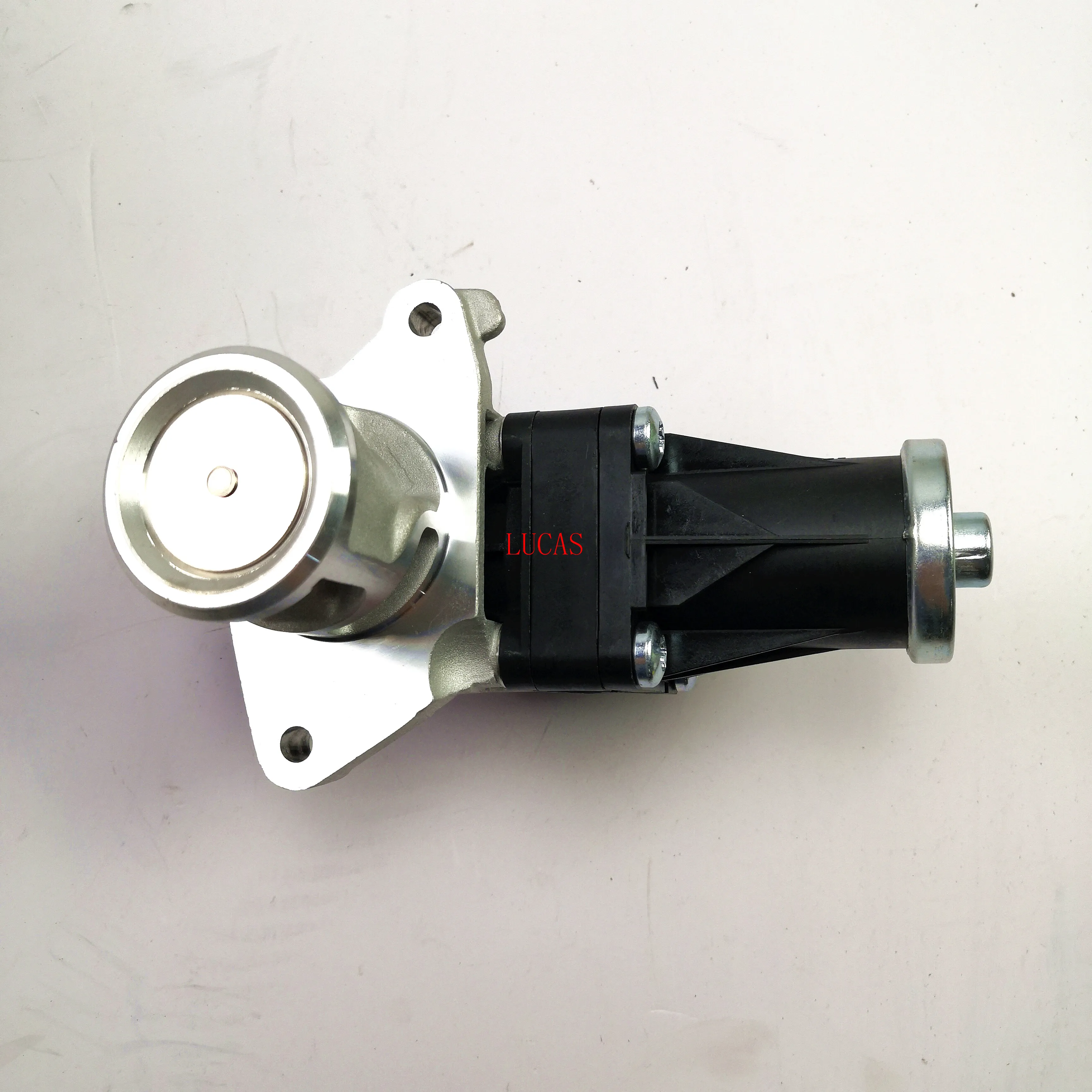 Auto Parts EGR Valve For Saic Maxus T60 T60 E3535PP From Autotrade2011, 73.87