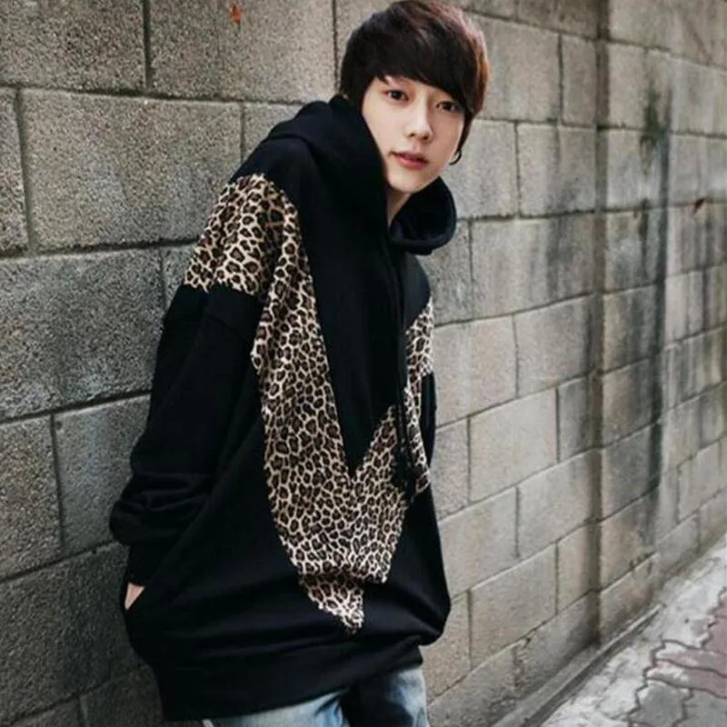 Sweats à capuche pour hommes S-4XL hiver Plus velours épaissir discothèque tendance léopard à capuche ample chauve-souris chemise surdimensionné manteau coréen
